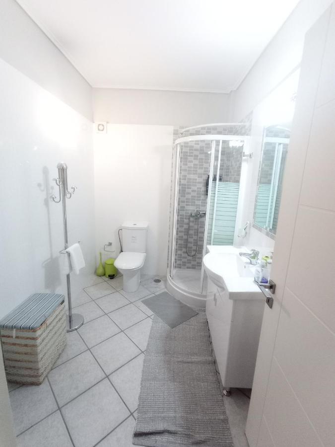 Galini Apartment Near Sea, Port And Airport Artemida  Exterior foto